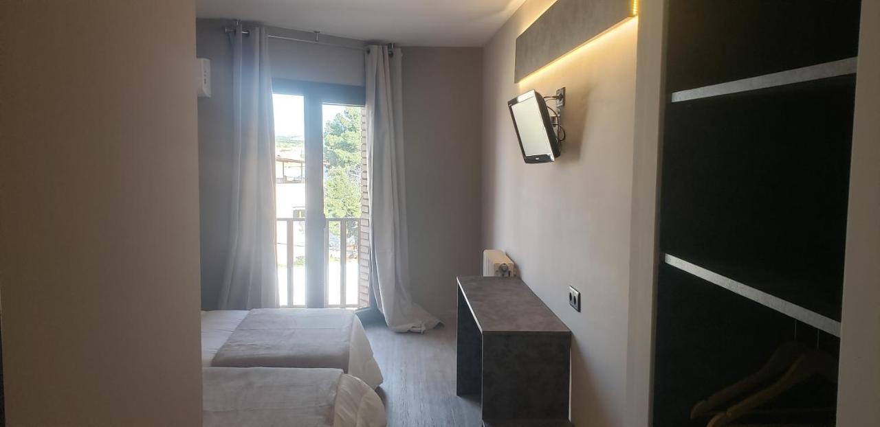 Hotel Balfagon Calanda Bagian luar foto