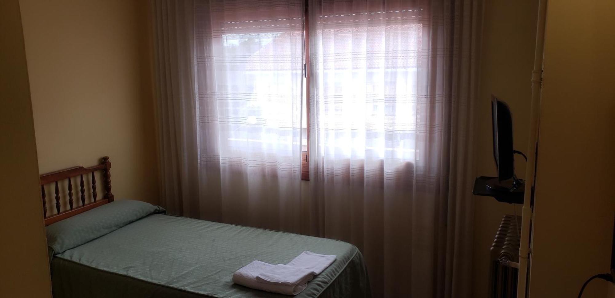 Hotel Balfagon Calanda Bagian luar foto