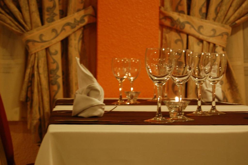 Hotel Balfagon Calanda Bagian luar foto