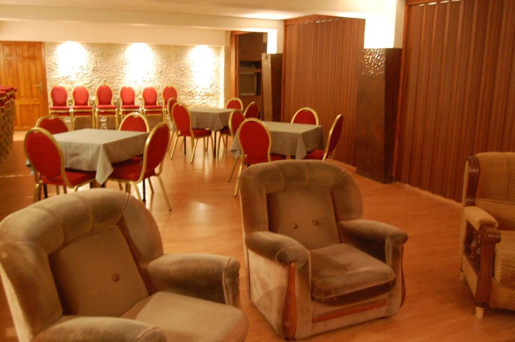 Hotel Balfagon Calanda Bagian luar foto